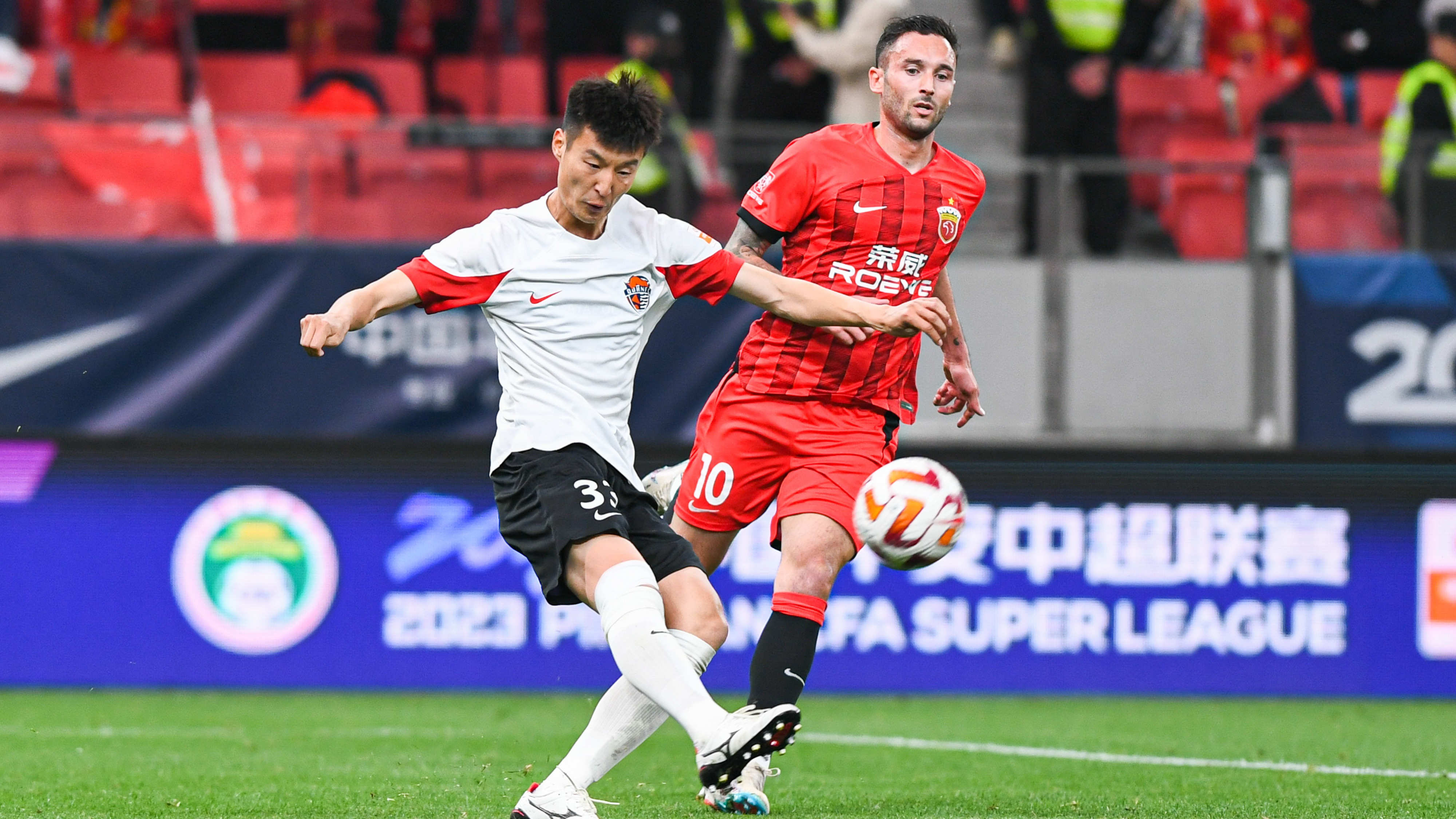 包含中超今夜走向成谜,巴黎圣日耳曼豪取连胜,媒体盛赞,控场能力受关注的词条-爱游戏体育